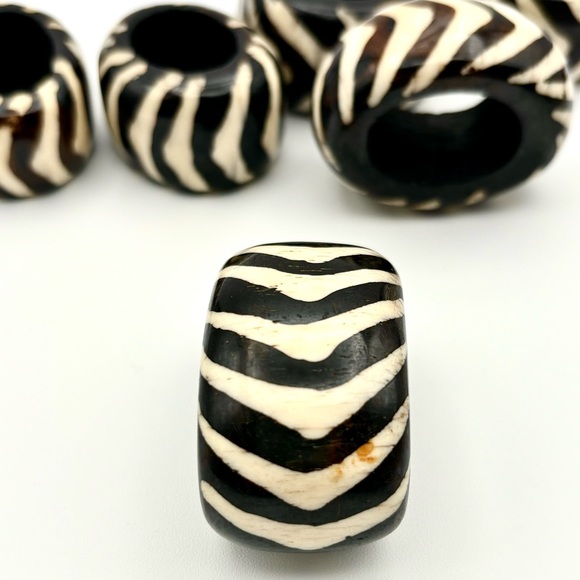 Zebra Pattern Painted Napkin Rings -Set of 6 - Picture 2 of 5